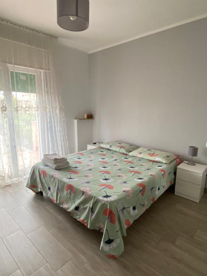 Tres Joli Bed & Breakfast โรม ภายนอก รูปภาพ